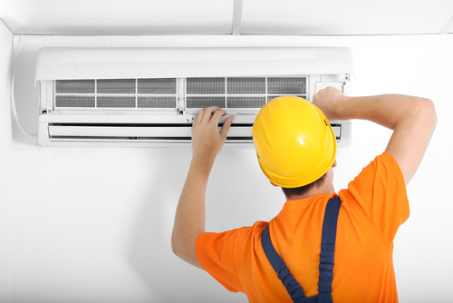 Regular maintenance of air conditioner - Fuse Contracting electricians Brisbane south side